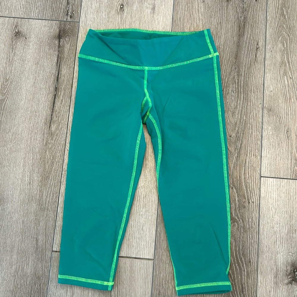Albion Fit Cropped Leggings